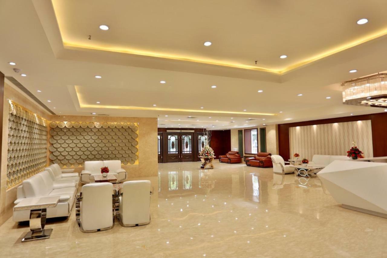 Royal Imperio Hotel Фаридабад Екстериор снимка