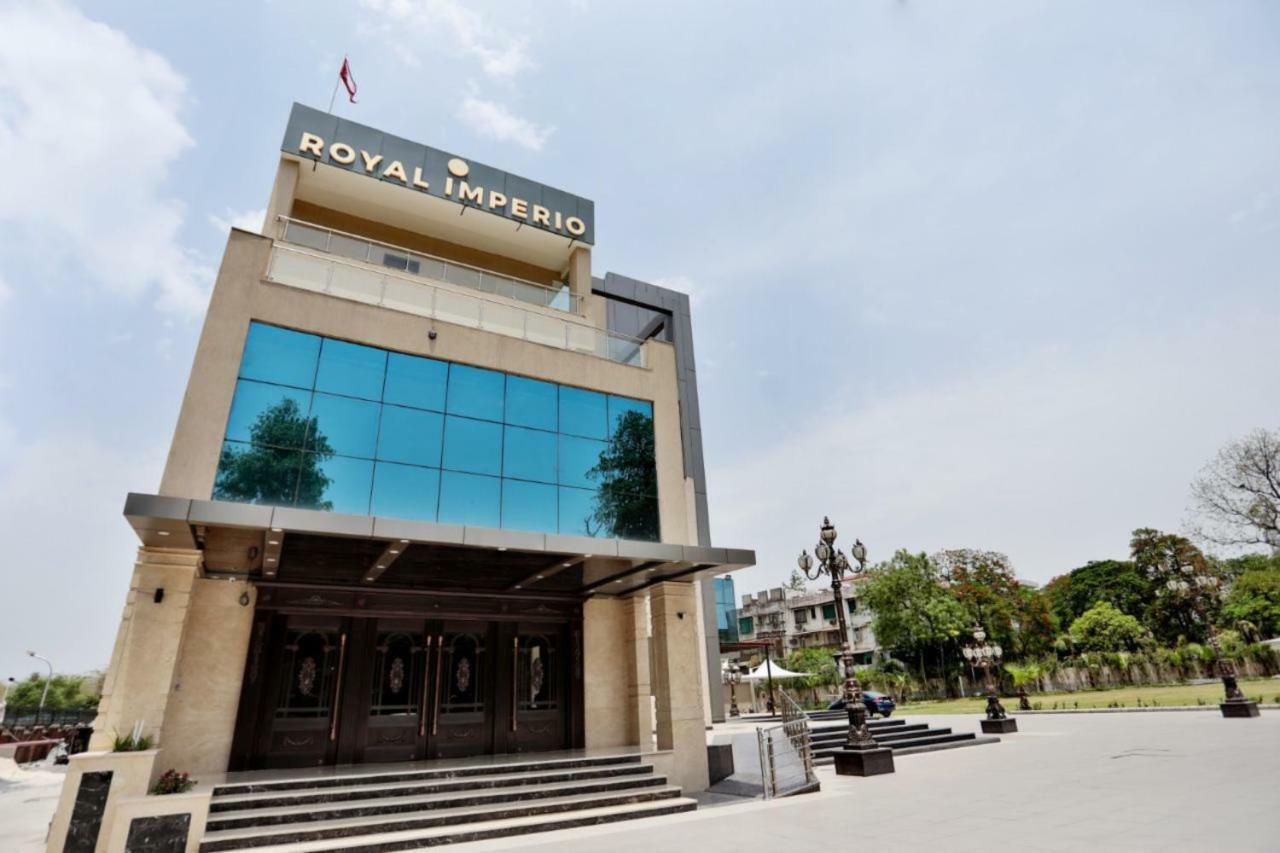 Royal Imperio Hotel Фаридабад Екстериор снимка