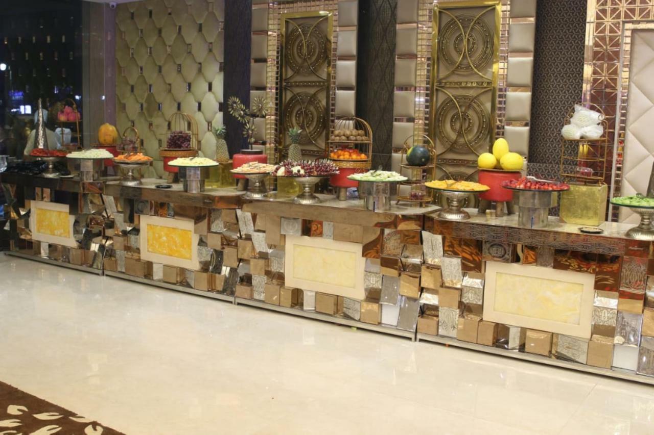 Royal Imperio Hotel Фаридабад Екстериор снимка