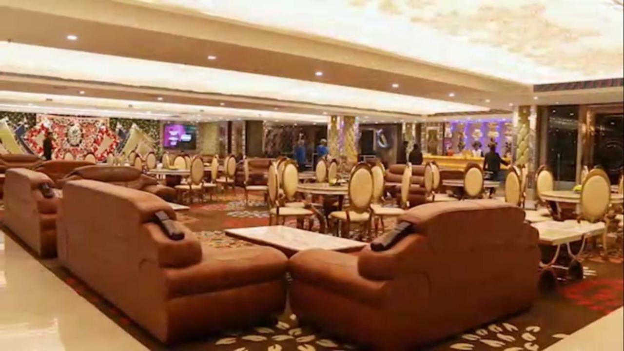 Royal Imperio Hotel Фаридабад Екстериор снимка